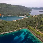 Jagoda * Lastovo