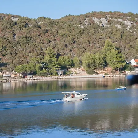 Apartment Jagoda Lastovo