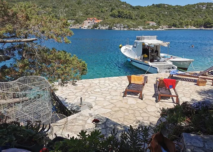 Apartment Jagoda Lastovo